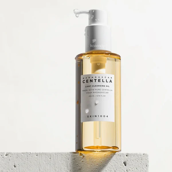 SKIN1004 - Madagascar Centella Light Cleansing Oil (Bariyer Koruyucu Madagascar Centella ve MCT Yağı İçeren Temizleme Yağı) 200ml